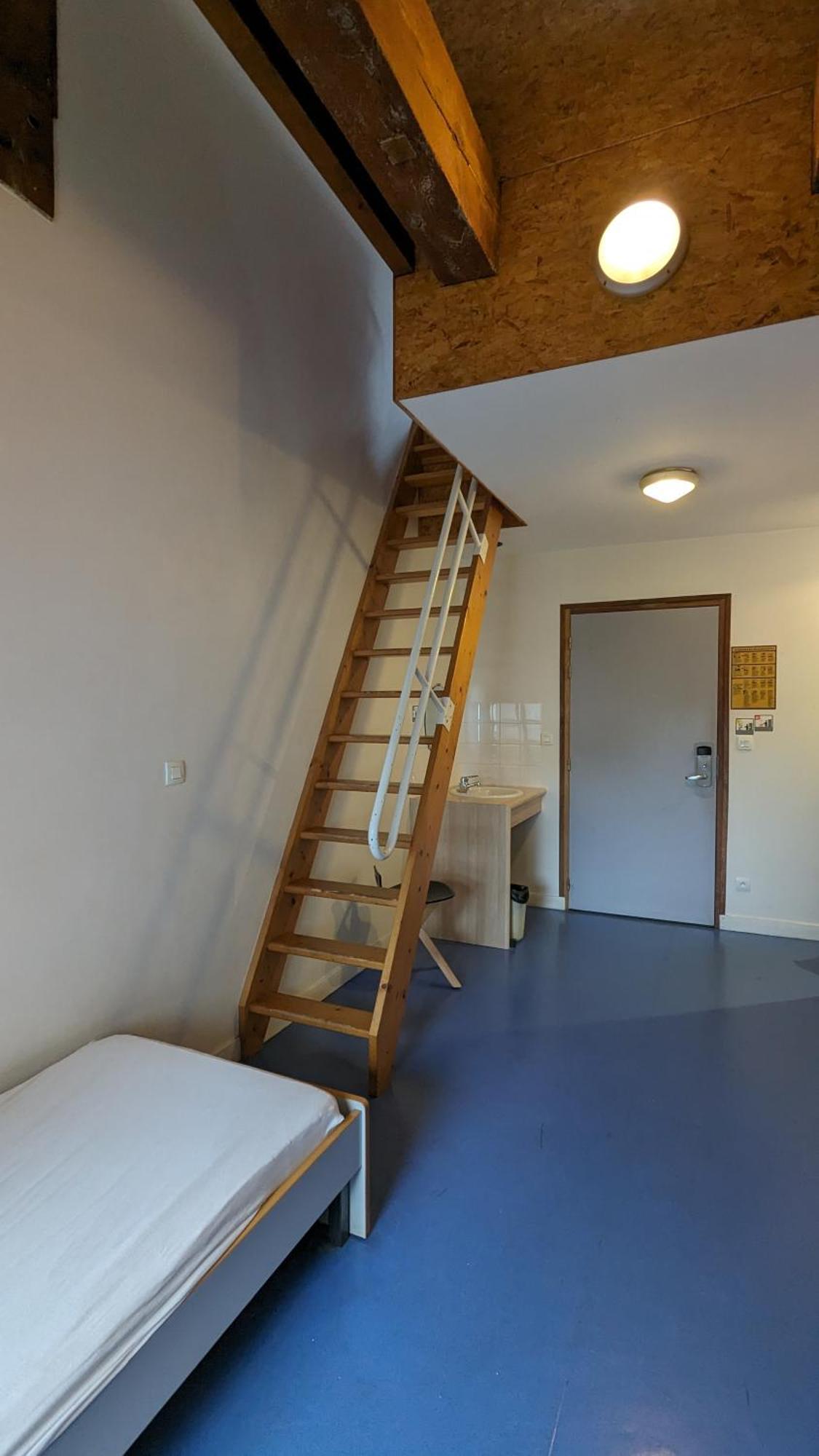 Auberge De Jeunesse Hi Cherbourg Екстериор снимка