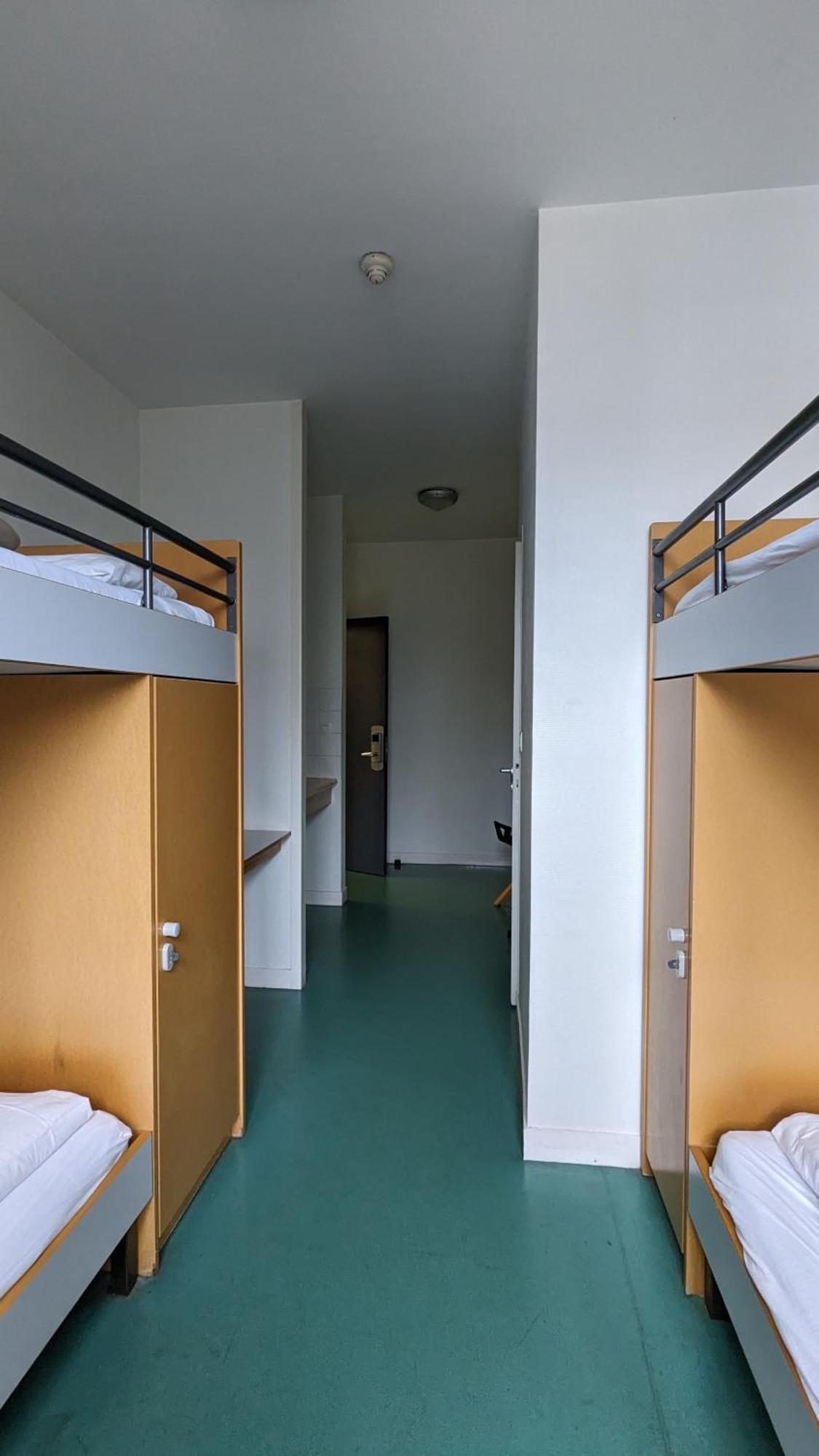 Auberge De Jeunesse Hi Cherbourg Екстериор снимка